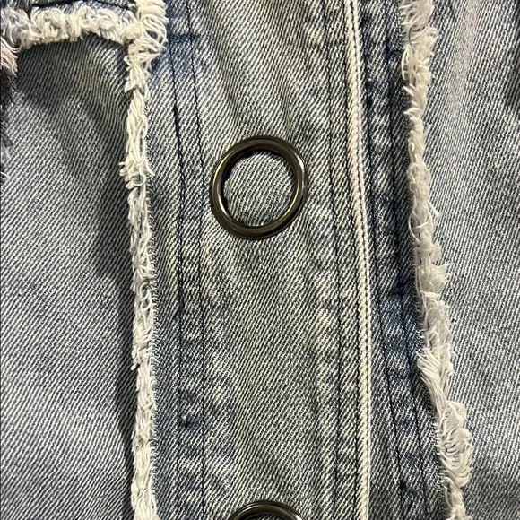 Oli & Hali NWT Blue/White Jean Jacket w oversized snap buttons and plaid sleeves - Picture 11 of 16